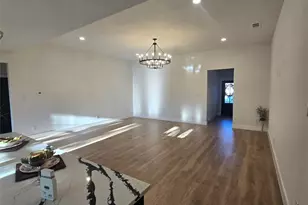 1500 Brackens St, Waxahachie, TX 75165 - Photo 5