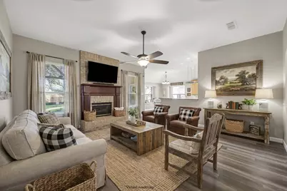 3921 Larkspur Drive, Haltom City, TX 76137 - Photo 37