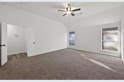 3921 Larkspur Drive, Haltom City, TX 76137 - Photo 17