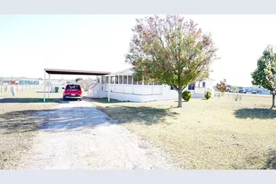 6500 Berry Grove Lane, Joshua, TX 76058 - Photo 3