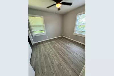 4025 Eastland Street, Fort Worth, TX 76119 - Photo 13