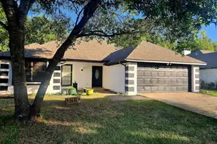 1631 Stratford Ln, Duncanville, TX 75137 - Photo 1