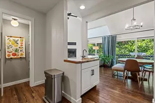 9222 Church Rd, Dallas, TX 75231 - Photo 11