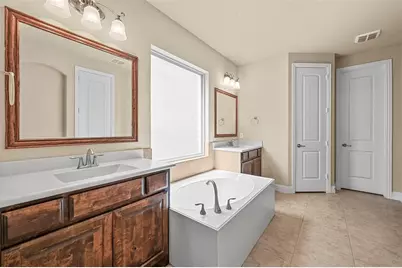 602 Whitetail Road, Euless, TX 76039 - Photo 17