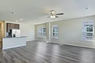 3225 Solana Cir, Denton, TX 76207 - Photo 3