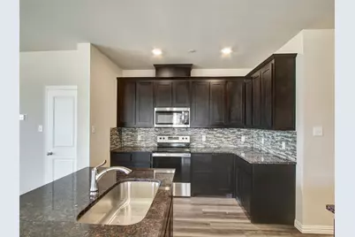 3225 Solana Circle, Denton, TX 76207 - Photo 9