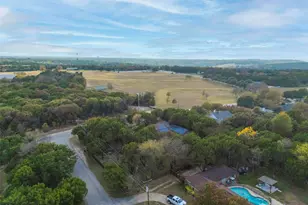 6405 W Red Bird Ln, Dallas, TX 75236 - Photo 35