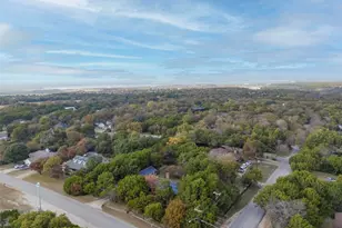 6405 W Red Bird Ln, Dallas, TX 75236 - Photo 33