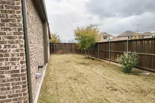 1616 Silla Dr, Little Elm, TX 75068 - Photo 31