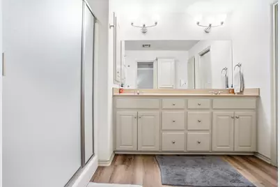 12213 Rolling Oaks Drive, Whitney, TX 76692 - Photo 15