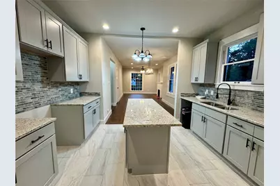 1810 Ramsey Avenue, Dallas, TX 75216 - Photo 5