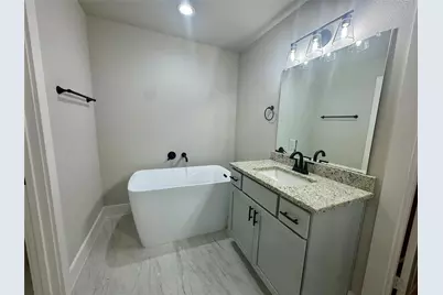 1810 Ramsey Avenue, Dallas, TX 75216 - Photo 11