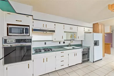 1600 Broadmoor Drive, Brownwood, TX 76801 - Photo 13