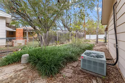 1600 Broadmoor Drive, Brownwood, TX 76801 - Photo 23