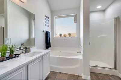 10013 Lakeview Drive, Providence Village, TX 76227 - Photo 19