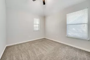 10013 Lakeview Dr, Providence Village, TX 76227 - Photo 21