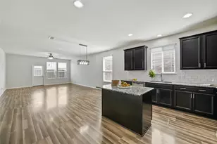 3104 Montserrat Creek Dr, Little Elm, TX 75068 - Photo 9