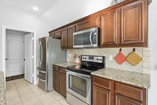 1648 Signature Dr, Weatherford, TX 76087 - Photo 11