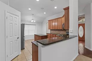 1606 Lake Travis Dr, Allen, TX 75002 - Photo 9