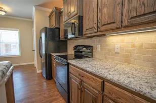 457 Neals Hill Rd, Oak Ridge, TX 76240 - Photo 11