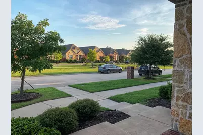 686 Pendle Forest Drive, Frisco, TX 75036 - Photo 3