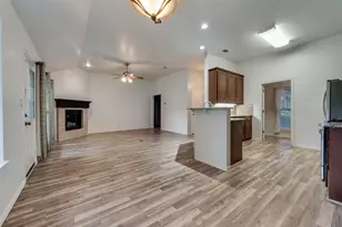 106 S 3rd Ave, Mansfield, TX 76063 - Photo 7