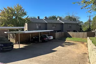 617 Lost Springs Ct, Arlington, TX 76012 - Photo 5