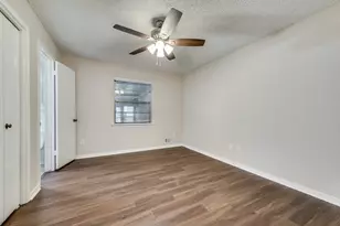 2240 Babalos Ln, Dallas, TX 75228 - Photo 21