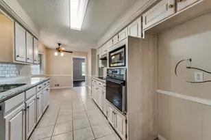 2240 Babalos Ln, Dallas, TX 75228 - Photo 11