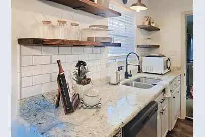 401 Throckmorton Street, Weatherford, TX 76086 - Photo 7