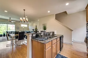 2718 Floyd St, Dallas, TX 75204 - Photo 15