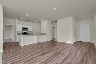 1617 Escondido Dr, Fort Worth, TX 76052 - Photo 5