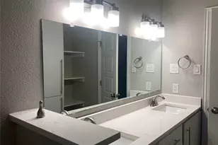 518 Burnwood Dr, Irving, TX 75062 - Photo 13