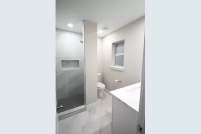 1011 Sam Hill Street, Irving, TX 75062 - Photo 15