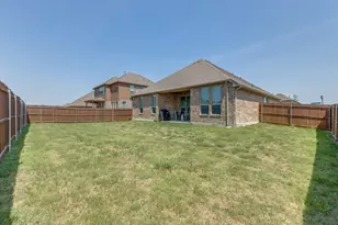 3460 April Breeze Trl, Grand Prairie, TX 76065 - Photo 13