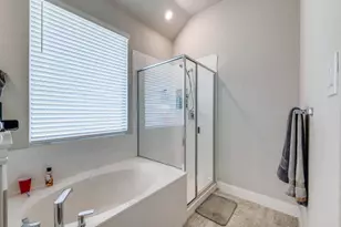 3460 April Breeze Trl, Grand Prairie, TX 76065 - Photo 9