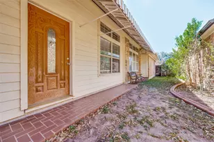 908 McCoy Dr, Irving, TX 75062 - Photo 25