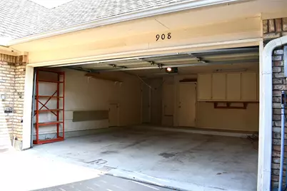 908 McCoy Drive, Irving, TX 75062 - Photo 35