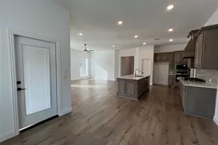 832 Blue Yucca Ln, Little Elm, TX 76227 - Photo 9