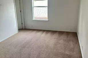 708 River Run Dr, Glenn Heights, TX 75154 - Photo 7