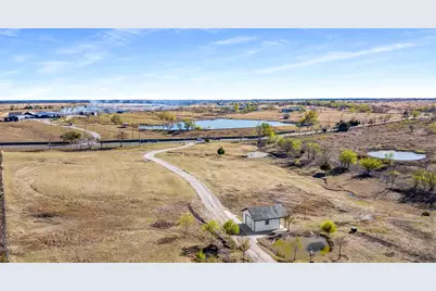 1061 Zmolek Road, Ennis, TX 75119 - Photo 33