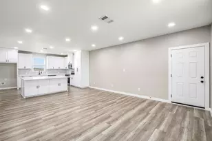 1061 Zmolek Rd, Ennis, TX 75119 - Photo 9