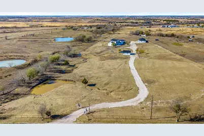1061 Zmolek Road, Ennis, TX 75119 - Photo 35
