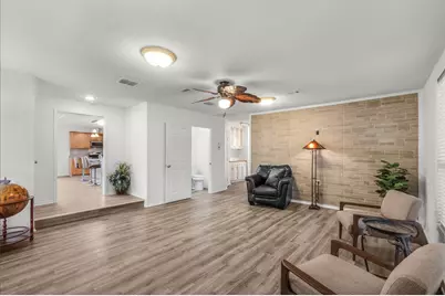 328 Creekview Meadows Drive, Springtown, TX 76082 - Photo 11