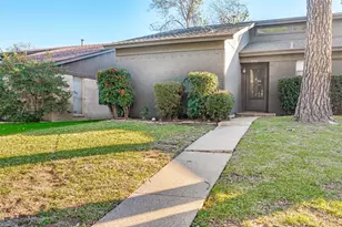 2733 St George Pl, Arlington, TX 76015 - Photo 1