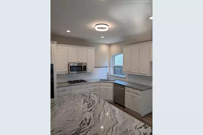 1005 Glen Chester Drive, Flower Mound, TX 75022 - Photo 9