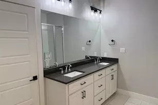 4730 Dry Creek Ln, Sherman, TX 75092 - Photo 17