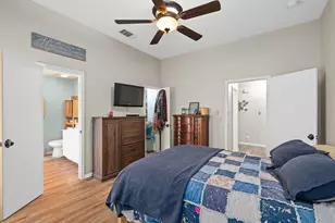 321 Village Pkwy, Crowley, TX 76036 - Photo 15