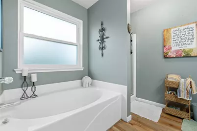 321 Village Parkway, Crowley, TX 76036 - Photo 17