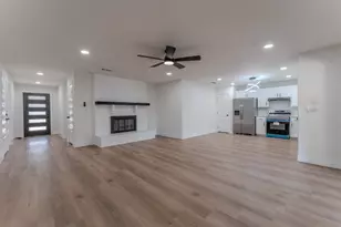 731 N Pleasant Woods Dr, Dallas, TX 75217 - Photo 3